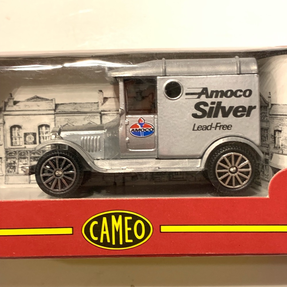Vintage Cameo From Corgi Amoco Silver Lead -Free T-Ford Van